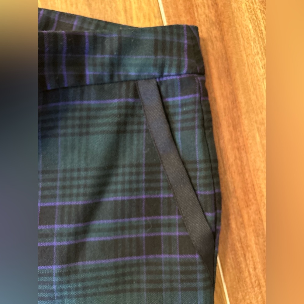 Talbots Plaid Dress Ankle pants. 10 - Picture 7 of 9